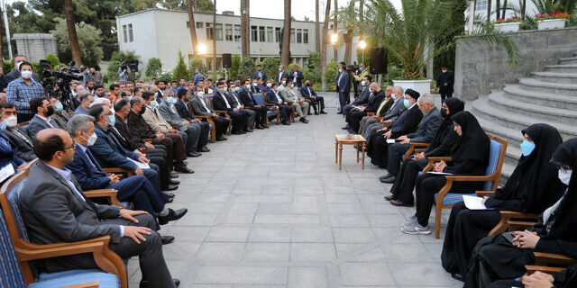 اهتمام دولت بر رفع مشکلات بیمه، مسکن و اشتغال قهرمانان ملی اهتمام دولت بر رفع مشکلات بیمه، مسکن و اشتغال قهرمانان ملی