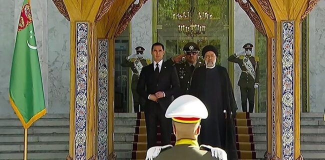مراسم استقبال رسمی آیت الله رئیسی از رییس جمهور ترکمنستان برگزار شد