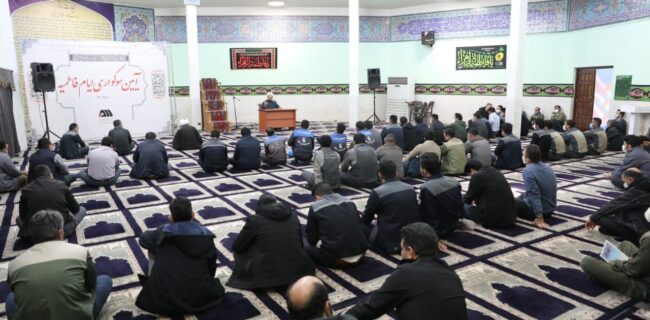 برگزاری آیین عزاداری شهادت حضرت‌فاطمه(س) در مسجد گل‌گهر
