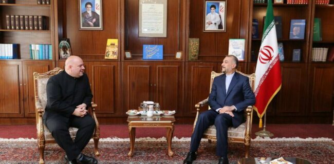 مفاد نقشه راه همکاریهای بلند مدت ایران با ونزوئلا در دست اجراست مفاد نقشه راه همکاریهای بلند مدت ایران با ونزوئلا در دست اجراست