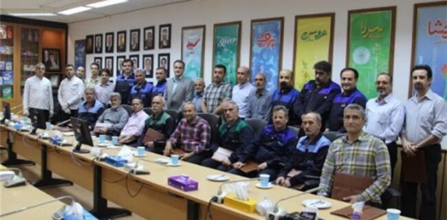 آیین تقدیر از کارگران پیشکسوت پاکسان برگزار شد