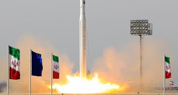 ماهواره تصویربرداری نور ۳ با موفقیت پرتاب شد