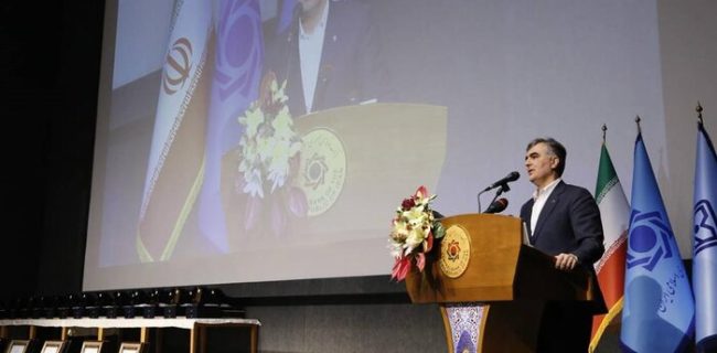 انتظارات تورمی کاهش یافته است/ حمایت بانک مرکزی از بازار سرمایه