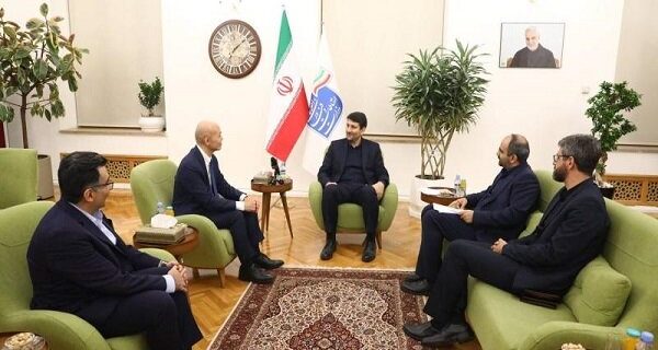 وزیر ارتباطات خواستار مقابله با استفاده از تجهیزات ارتباطی برای اهداف تروریستی شد