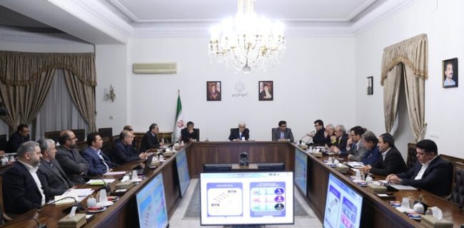 عارف: باید بااستعدادترین جوانها در صنعت نفت مشغول کار شوند عارف: باید بااستعدادترین جوانها در صنعت نفت مشغول کار شوند