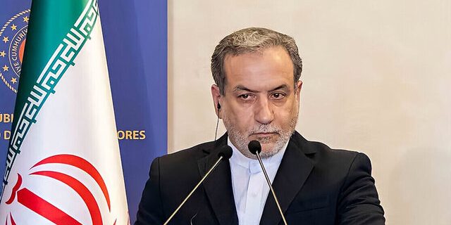 عراقچی: واشنگتن آماده مذاکره نیست؛ مشکل ما رفتار آمریکاست نه نبود میانجی‌