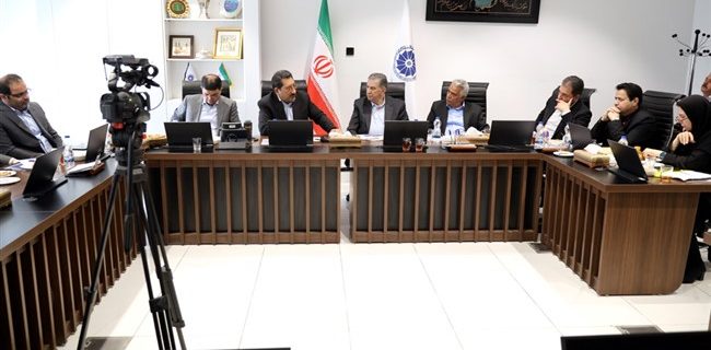 همکاری وزارت صمت و اتاق ایران برای حل چالشهای تولیدی و ارزی همکاری وزارت صمت و اتاق ایران برای حل چالشهای تولیدی و ارزی