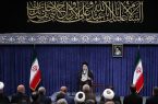 رهبر انقلاب: ملت با جهت‌گیری‌های گوناگون سیاسی و وزن متفاوت مذهبی پای ایران ایستاد