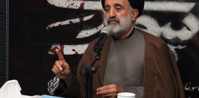 واقعه عاشورا، ایستادگی حق علیه باطل است/ جمهوری اسلامی در طرف حقانیت است و در برابر ظلم ایستاده واقعه عاشورا، ایستادگی حق علیه باطل است/ جمهوری اسلامی در طرف حقانیت است و در برابر ظلم ایستاده