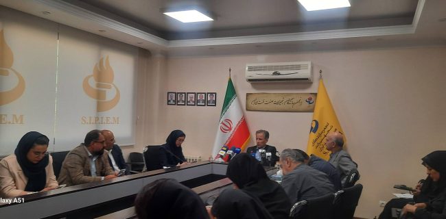 رشد داخلی‌سازی تجهیزات نفت به ۸۵ درصد؛ هدف‌گذاری ۹۵ درصدی￼