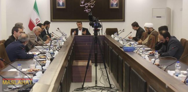 محدودکردن مقرره‌گذاری و نظارت سلسله‌مراتبی دو راهکار تحقق بند ۳ سیاست‌های کلی نظام قانون‌گذاری است