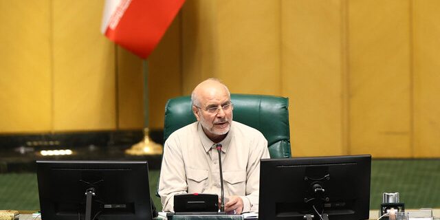 قالیباف: توافق با تلگرام از اساس کذب است