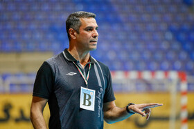 دروازه‌بان اسبق تیم ملی هندبال: تیم ملی باید در جمع ۴ تیم برتر آسیا قرار بگیرد