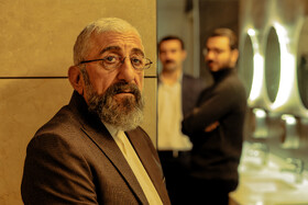 رضا کیانیان در «جهان مبهم هاتف» ویک خبر از ماجرای «رقص باد»